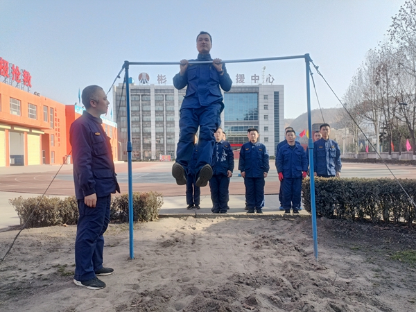 1646374991157915.jpg 体能训练.jpg