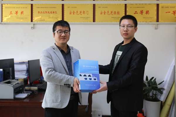 1680761679547684.jpg 1_副本.jpg