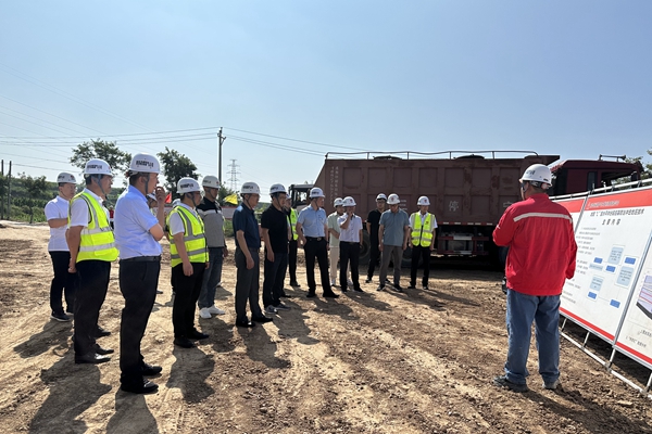 1691145996757666.jpg ÎÄ¼ÒÆÂ¿óµØÃæÑ¹ÁÑÏÖ³¡_¸±±¾.jpg