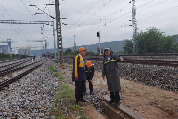 1691566079101662.jpg 现场调研项目建设情形_副本.jpg