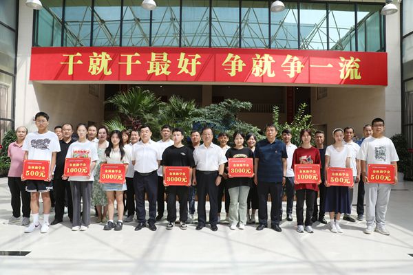 1692696294205777.jpg 0A8A0026_¸±±¾.jpg