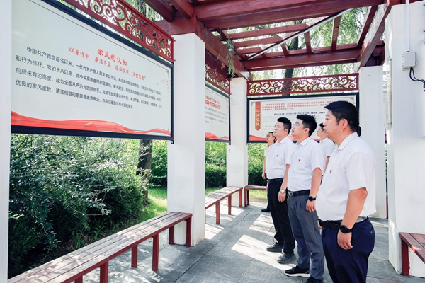 1693960854160394.jpg 2_¸±±¾.jpg