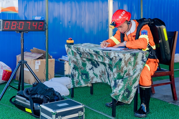 1696750336207125.jpg ¶ÅÓª¿Æ (1)_¸±±¾.jpg