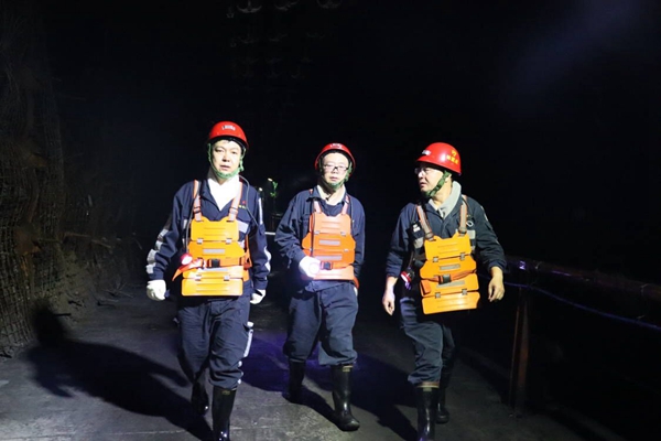 1697783813212799.jpg °×Êé¼Ç¡ª¡ªºú¼ÒºÓ.jpg