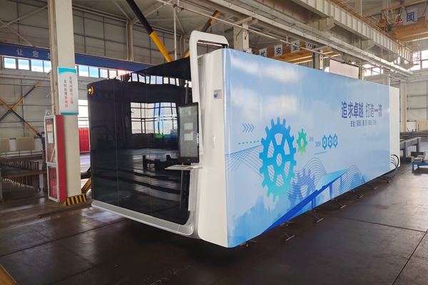 1699945612921858.jpg 引进新型金属光纤激光切割机助力生产提档升级_副本.jpg
