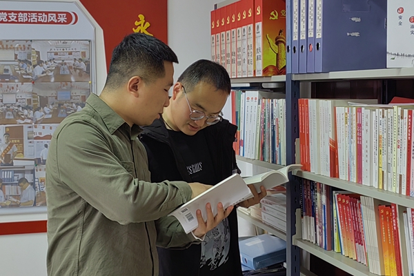 1700103739191747.jpg ¡°Á÷¶¯¡±ÊéÎÝ_¸±±¾.jpg