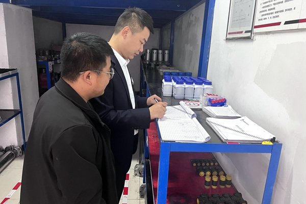 1700124120172492.jpg Åäͼ4_¸±±¾.jpg