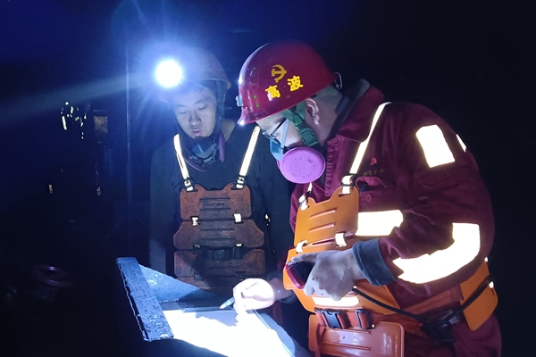 1700639659145432.jpg 0af74af41caf45e9a78bcb50bd8c193_¸±±¾.jpg