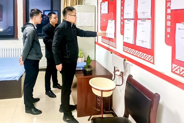 1702606837777165.jpg 1_¸±±¾.jpg