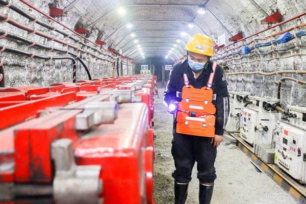 1703489416137817.jpg 3_¸±±¾.jpg