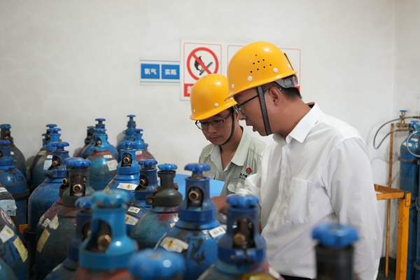 1705369535586757.jpg 2_¸±±¾.jpg