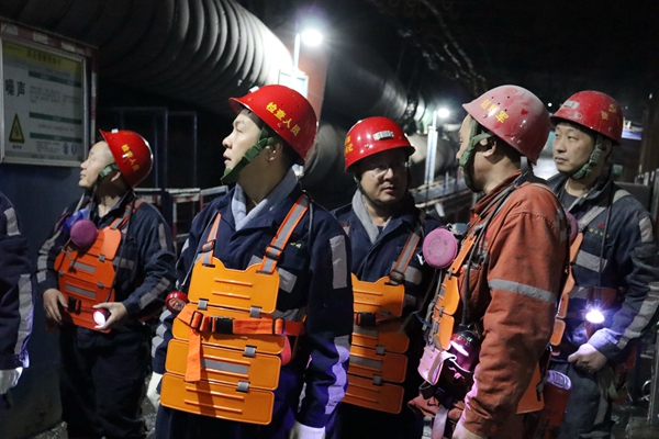 1710488038169363.jpg °×Êé¼Ç-ºú¼ÒºÓ.jpg