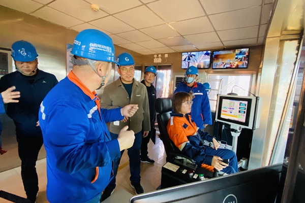 �ֳ���Ħ (2)_����.jpg