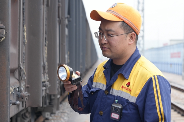 1714989368239819.jpg Áгµ¼ì²éͳ¼ÆÔ±_¸±±¾.jpg