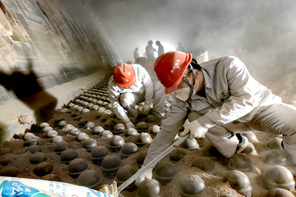 1727407709116028.jpg 1_¸±±¾.jpg