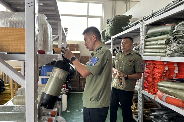 1727596631147648.jpg ¡¾°ÙÈÕÇå¾²Ðж¯¡¿¾ÈÔ®ÖÐÐÄ£ºÒÔ¡°ËÄ»¯¡±Îª×¥ÊÖ È«Á¦´òºÃÇå¾²Éú²ú¡°ÊØÎÀÕ½¡±2_¸±±¾.jpg