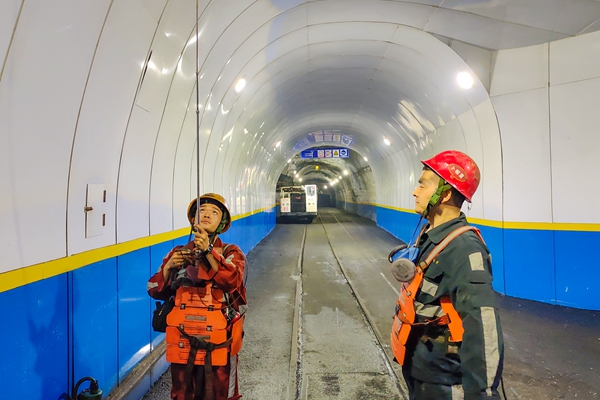 1727688461214408.jpg 1_¸±±¾.jpg