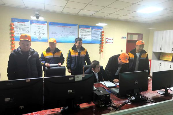 1741054825957590.jpg 零点行动_副本.jpg