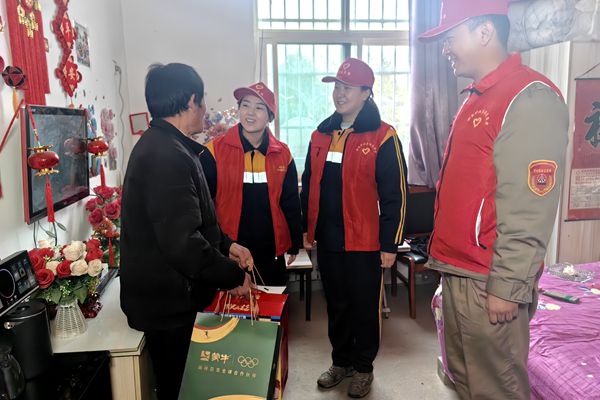 1741073282190412.jpg ÓëÀÏÈËÇ×ÈÈÅÊ̸_¸±±¾.jpg