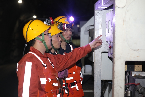 1749004822467228.jpg 3_¸±±¾.jpg