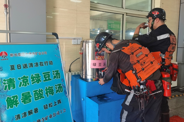 1752486209350349.jpg 1_¸±±¾.jpg